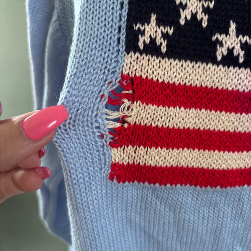 NWT Gilli American Flag Knit Sweater Baby Blue Long Sleeve Patriotic Large FLAW - Picture 4 of 10